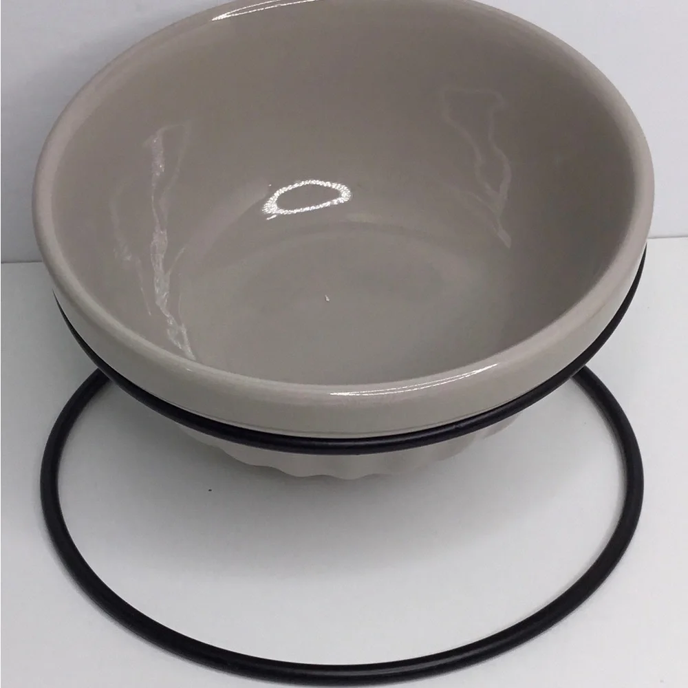 Dog Bowl Brown with Metal base Medium Ceramic Ribbed New